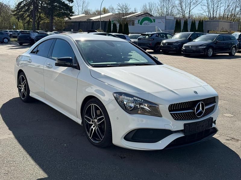 Gebraucht Mercedes CLA220 AMG 177 PS (130 kW) 2017 Weiß Limousine