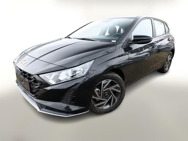 Neu Hyundai i20 Select 90 PS (66 kW) 2025 Phantom black mineraleffekt Kleinwagen