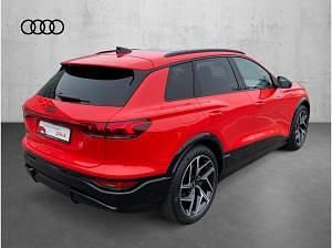 Gebraucht Audi Q6 e-tron S-Line 284 kW (387 PS) 2025 Rot (soneirarot metallic) SUV