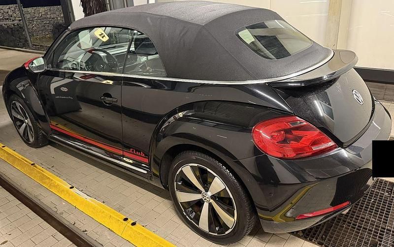 Schwarz Gebraucht 2015 VW Beetle CLUB Cabrio | 17.500 € (Etwas zu teuer) - Bild 1/4