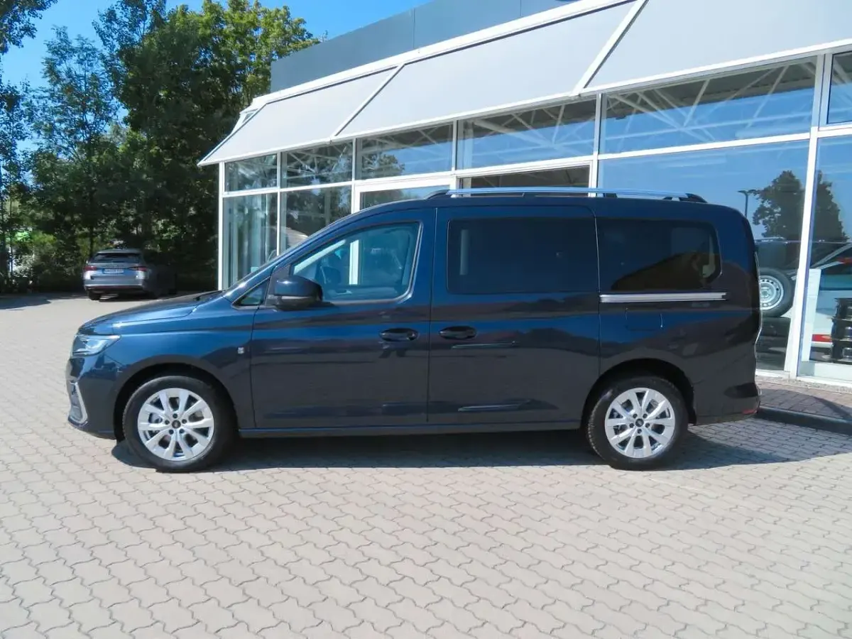 Neu Ford Tourneo 116 PS (85 kW) 2026 Midnight blue Van / Kleinbus