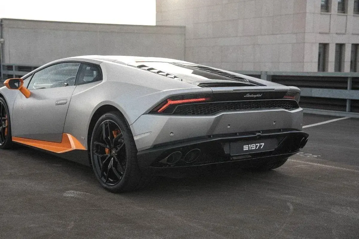Second-hand Lamborghini Huracán 610 CP (448 kW) 2018 Gri Coupe