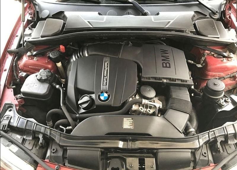 Gebraucht BMW 135 M Performance 306 PS (225 kW) 2011 Rot Kleinwagen