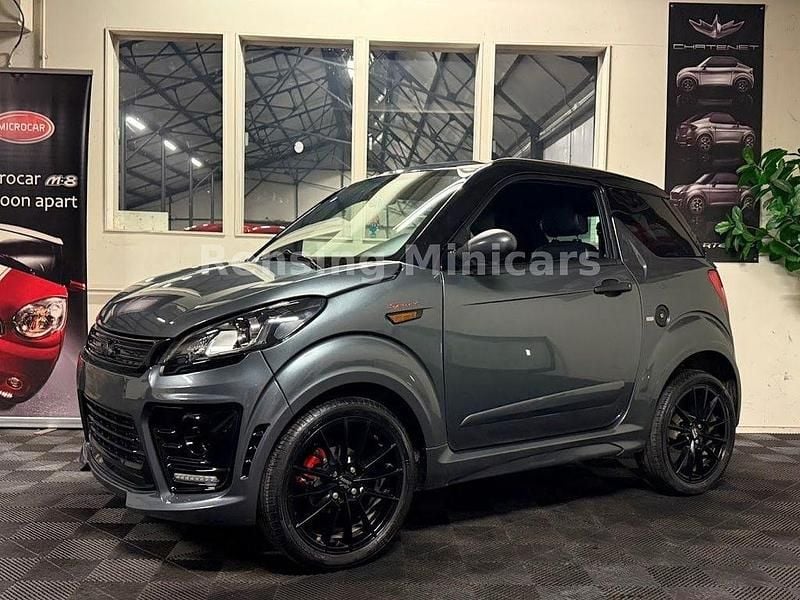 Grau Gebraucht 2023 Ligier JS50 Kleinwagen | 15.950 € (Fairer Preis) - Bild 1/4