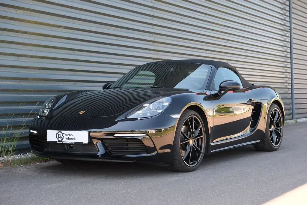 Gebraucht Porsche Boxster 299 PS (219 kW) 2024 Schwarz Cabrio