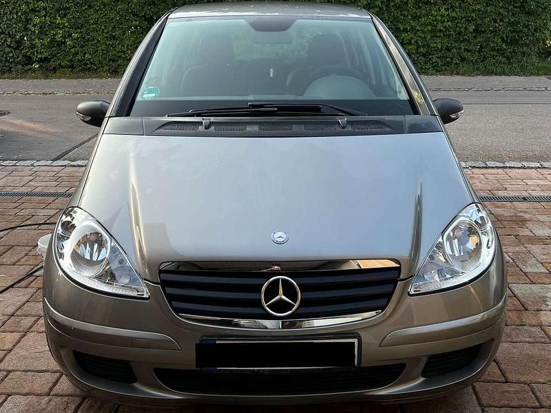 Silber Gebraucht 2006 Mercedes A150 Kleinwagen | 2.800 € (Guter Preis) - Bild 1/4