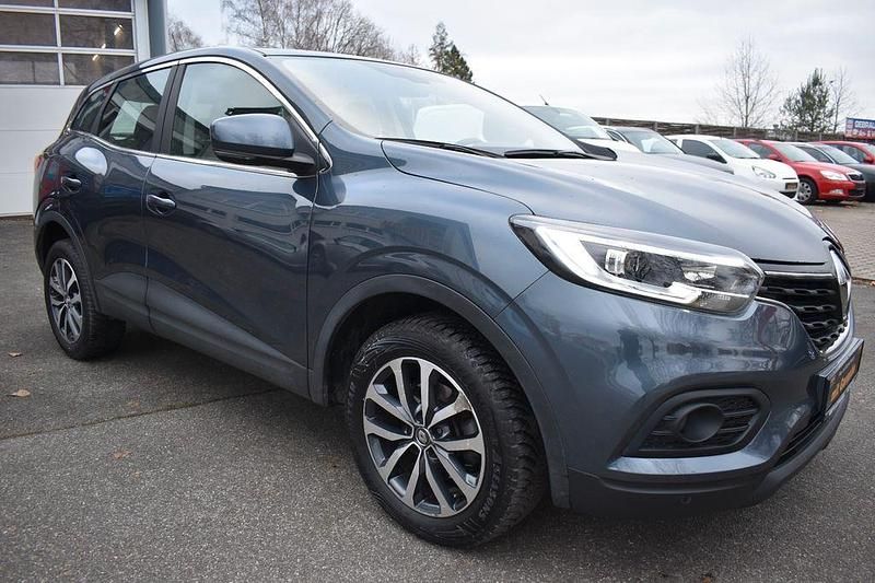 Gebraucht Renault Kadjar Zen 140 PS (102 kW) 2021 Grau SUV