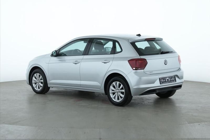 Gebraucht VW Polo Highline 95 PS (69 kW) 2021 Silber Kleinwagen