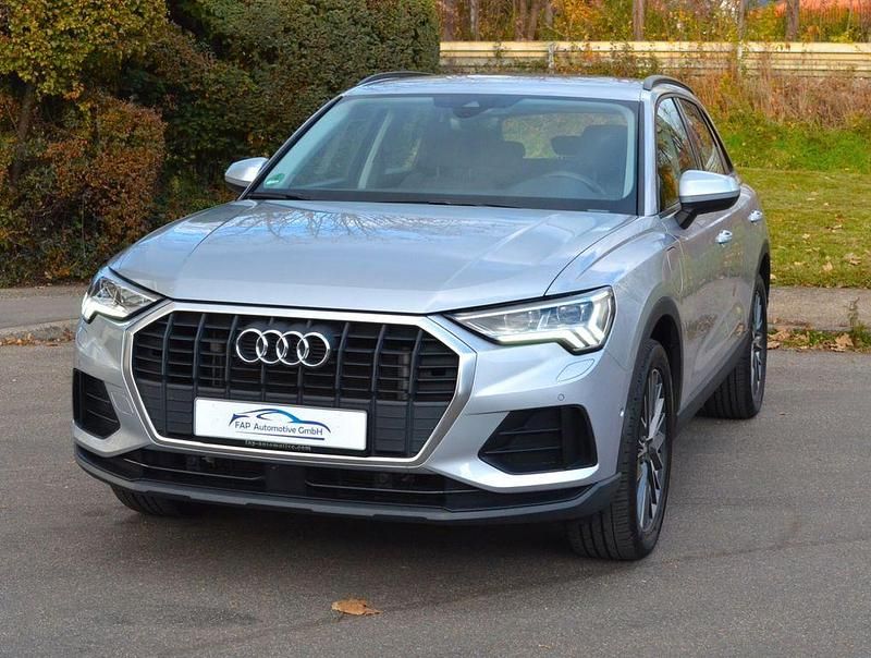 Florettsilber Gebraucht 2021 Audi Q3 Sport SUV | 28.500 € (Fairer Preis) - Bild 1/4