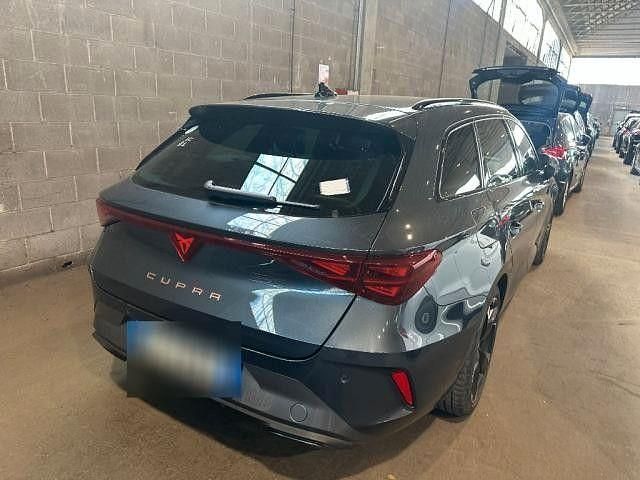 Usata Cupra Leon 150 CV (110 kW) 2025 Grigio Berlina