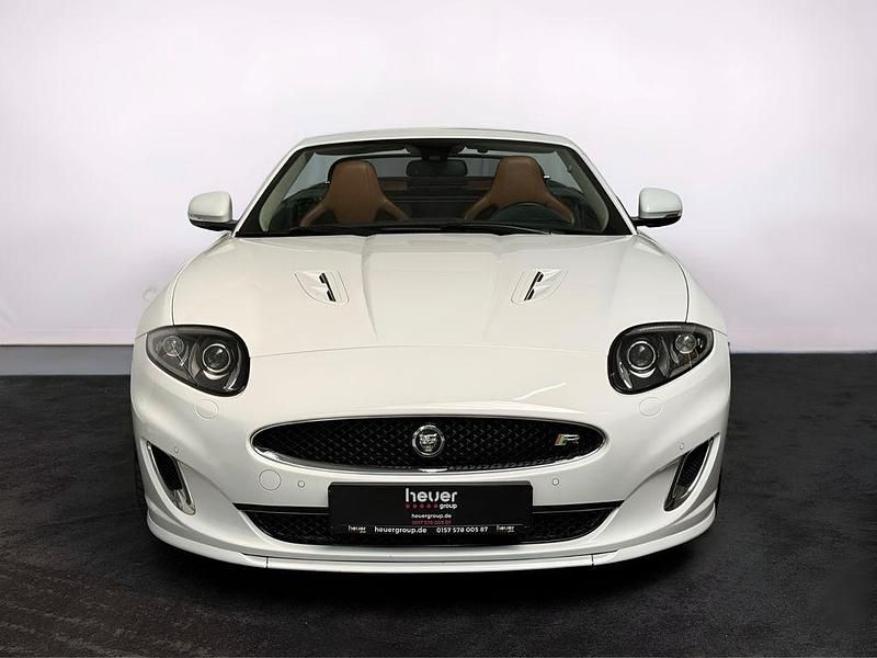 Używany Jaguar XKR R 510 KM (375 kW) 2012 Biały Kabriolet