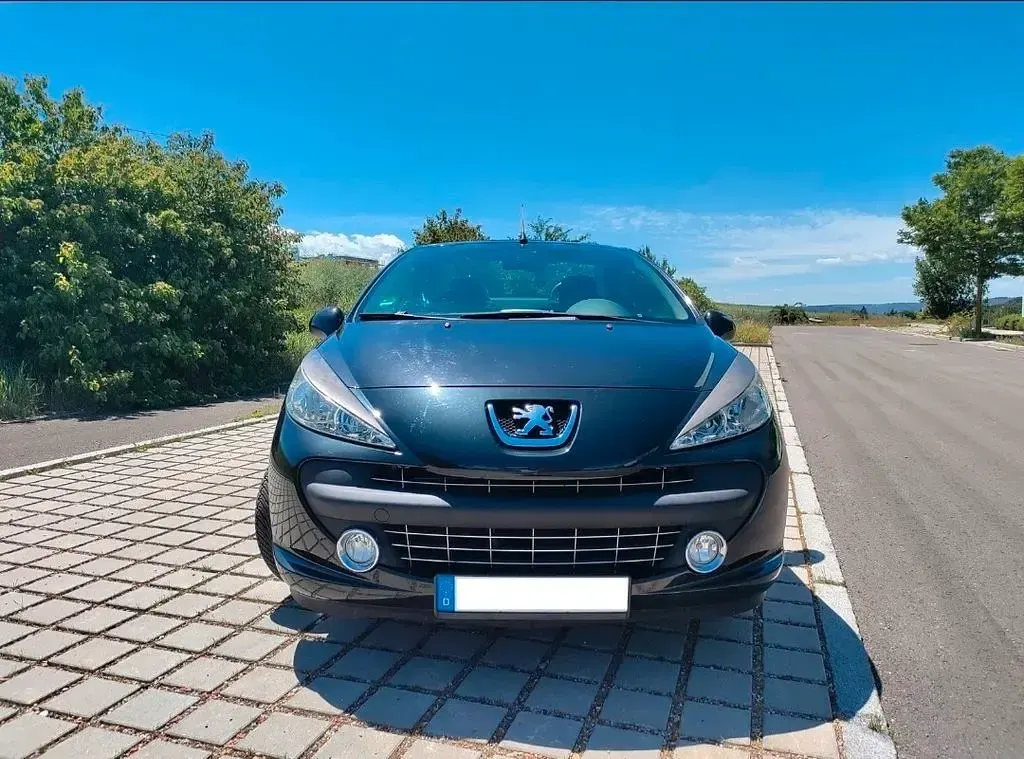 Gebraucht Peugeot 207 CC 120 PS (88 kW) 2009 Schwarz Cabrio