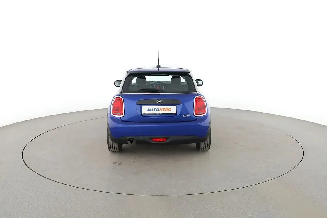 Gebraucht Mini ONE 102 PS (75 kW) 2019 Blau Kleinwagen