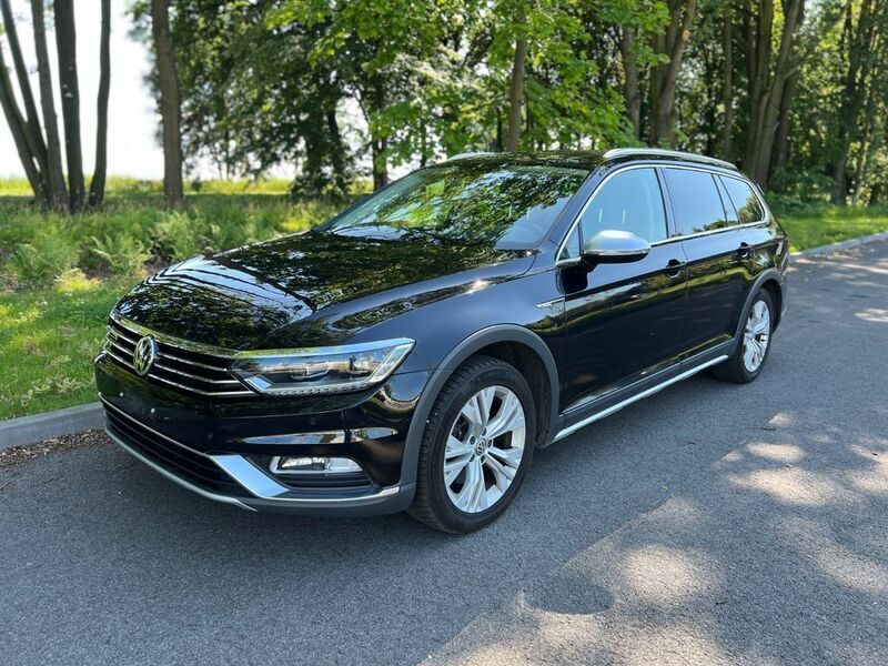Schwarz Gebraucht 2015 VW Passat Alltrack Kombi | 12.800 € (Etwas zu teuer) - Bild 1/4
