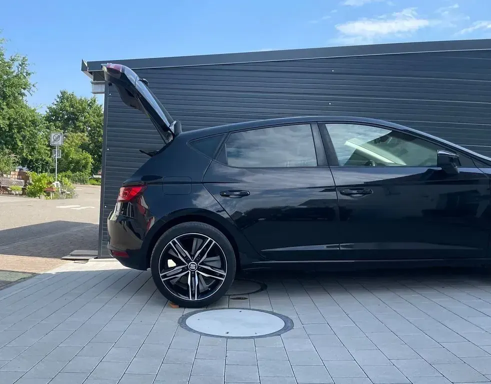 Gebraucht Seat Leon FR 150 PS (110 kW) 2016 Schwarz Limousine