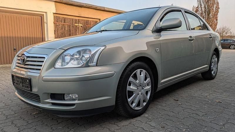 Gebraucht Toyota Avensis 147 PS (108 kW) 2004 Limousine