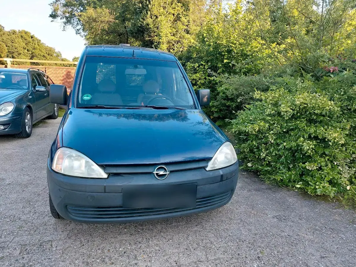 Używany Opel Combo 75 KM (55 kW) 2004 Niebieski Minivan
