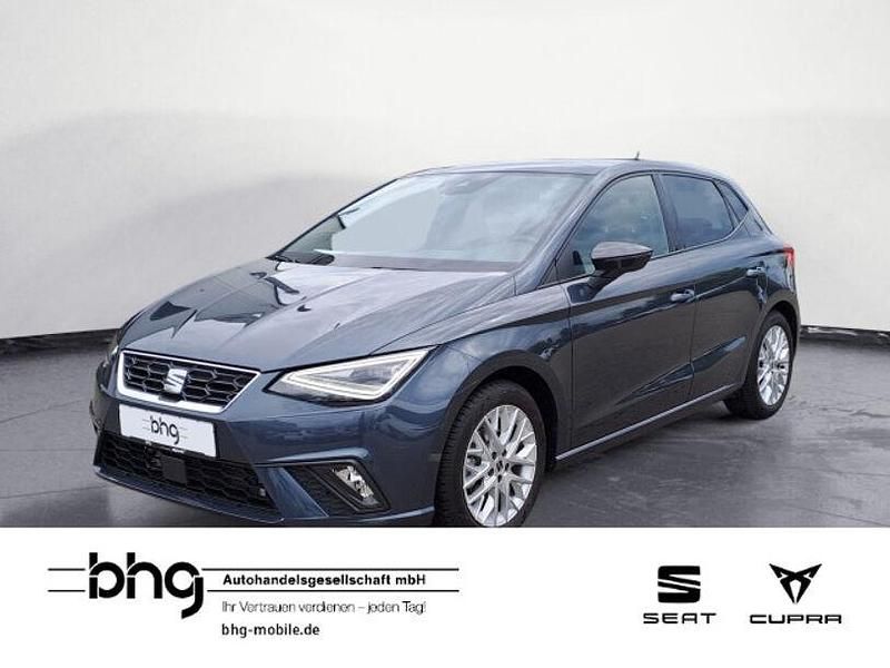 Grau Gebraucht 2022 Seat Ibiza FR Limousine | 17.590 € (Guter Preis) - Bild 1/4