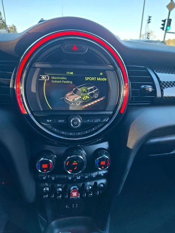 Second-hand Mini Cooper SD 170 CP (125 kW) 2016 Verde Hatchback