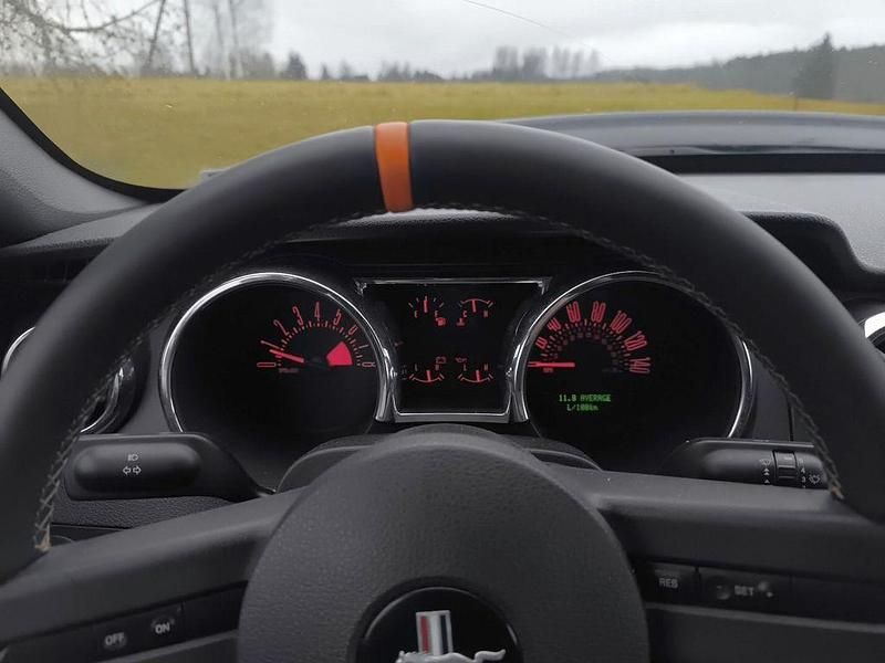 Gebraucht Ford Mustang GT 305 PS (224 kW) 2007 Orange
