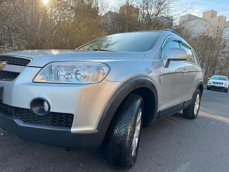 Gebraucht Chevrolet Captiva 150 PS (110 kW) 2008 Grau SUV