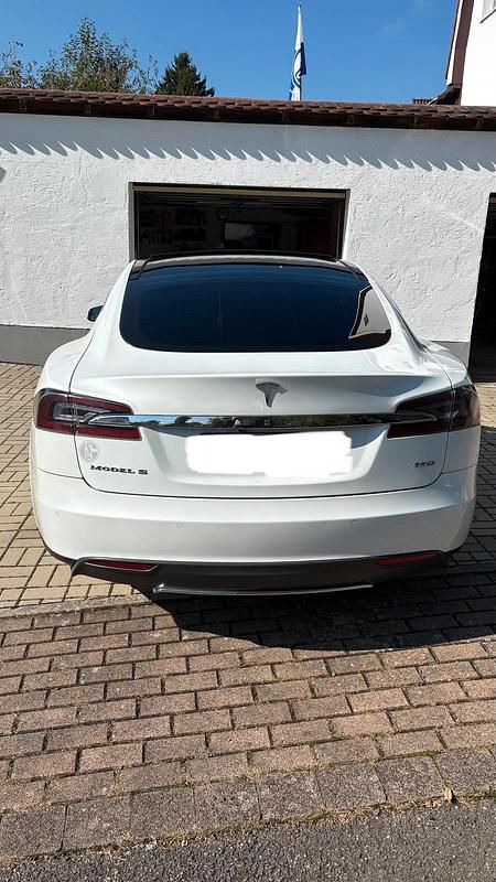 Gebraucht Tesla Model S 386 kW (525 PS) 2015 Weiß Kleinwagen