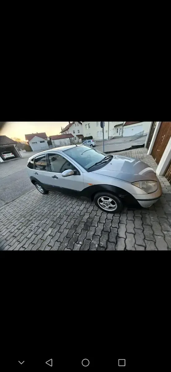 Usado Ford Focus 2003 Plateado Berlina