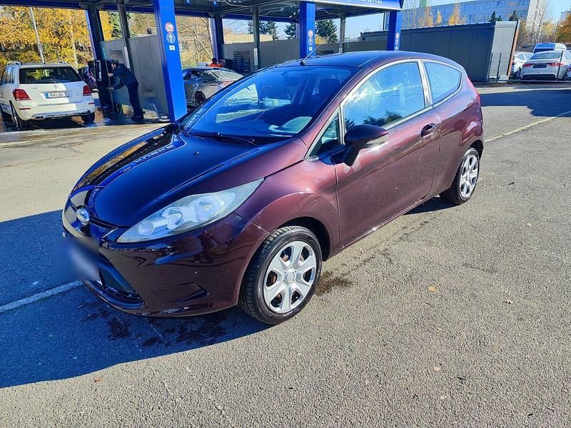 Gebraucht Ford Fiesta 82 PS (60 kW) 2008 Violet Kleinwagen