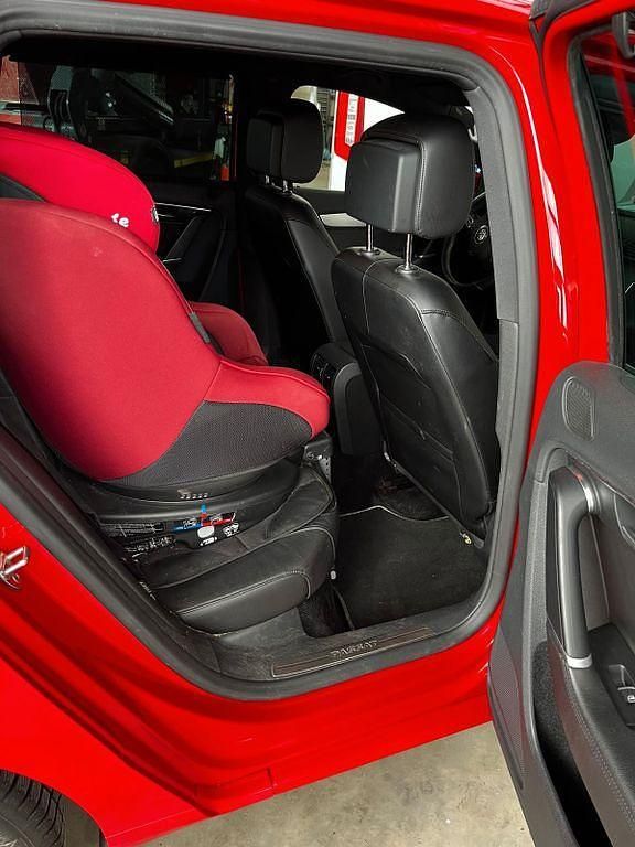 Gebraucht VW Passat Highline 177 PS (130 kW) 2013 Rot Kombi