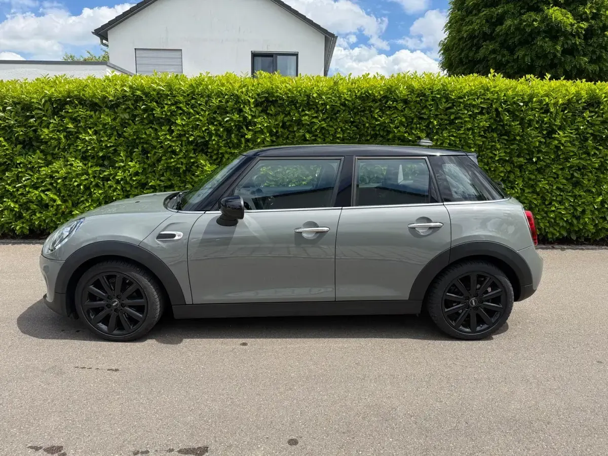 Gebraucht Mini Cooper Chili 136 PS (100 kW) 2020 Grau Kleinwagen
