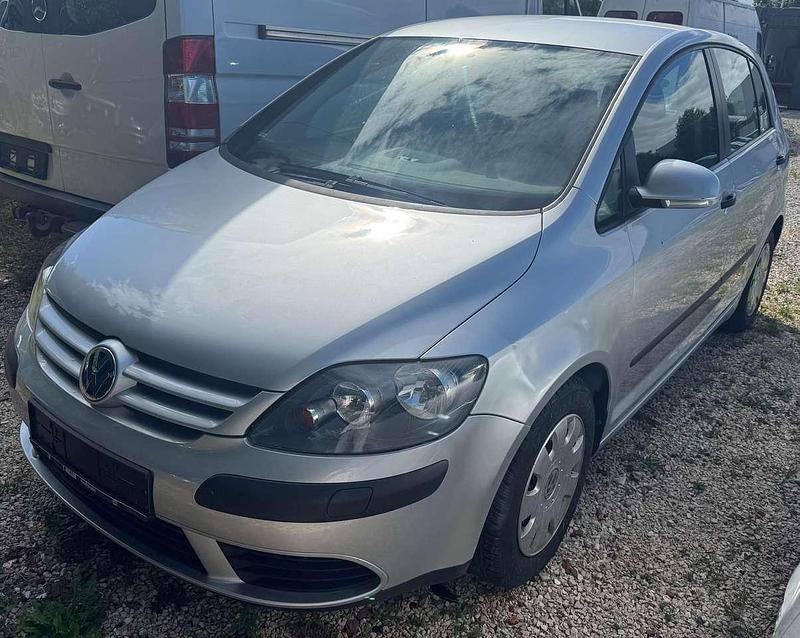 Reflexsilber metallic Gebraucht 2005 VW Golf Plus Cross Trendline Van / Kleinbus | 3.390 € (Guter Preis) - Bild 1/4