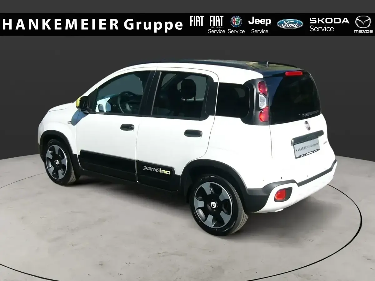Neu Fiat Panda Cross Cross 65 PS (47 kW) 2026 Weiß Kleinwagen