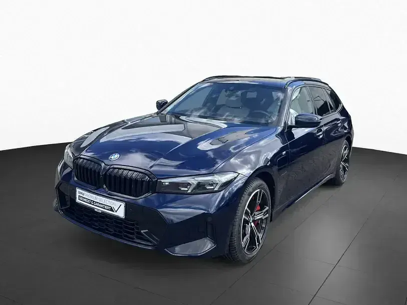 Gebraucht BMW 330e Shadowline 292 PS (214 kW) 2025 Tansanitblau ii (blau) Kombi