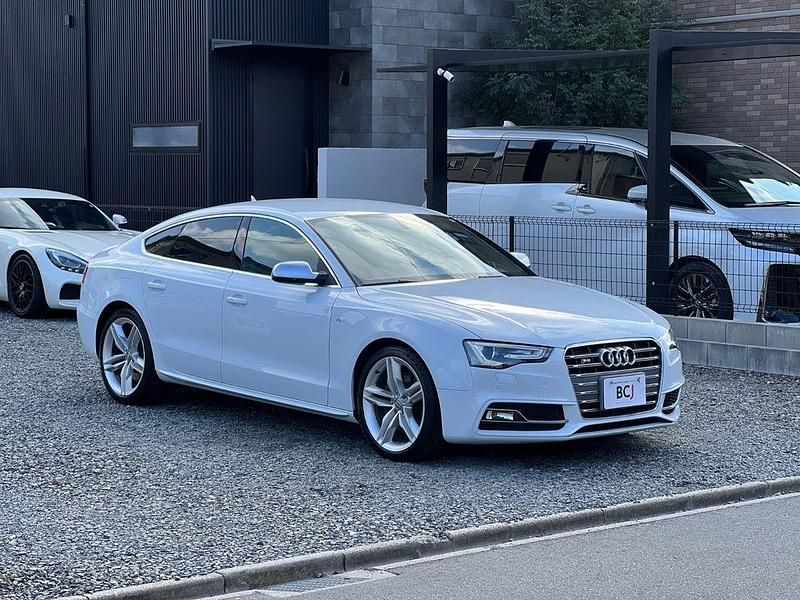 Gebraucht Audi S5 Sport 333 PS (244 kW) 2013 Weiß Coupé
