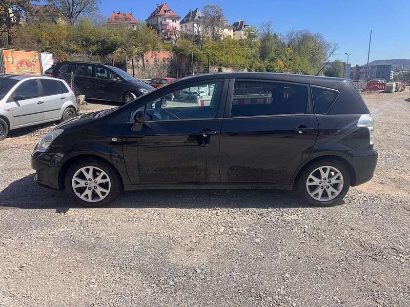 Gebraucht Toyota Corolla Verso Team 136 PS (100 kW) 2009 Black mica / ink Van / Kleinbus