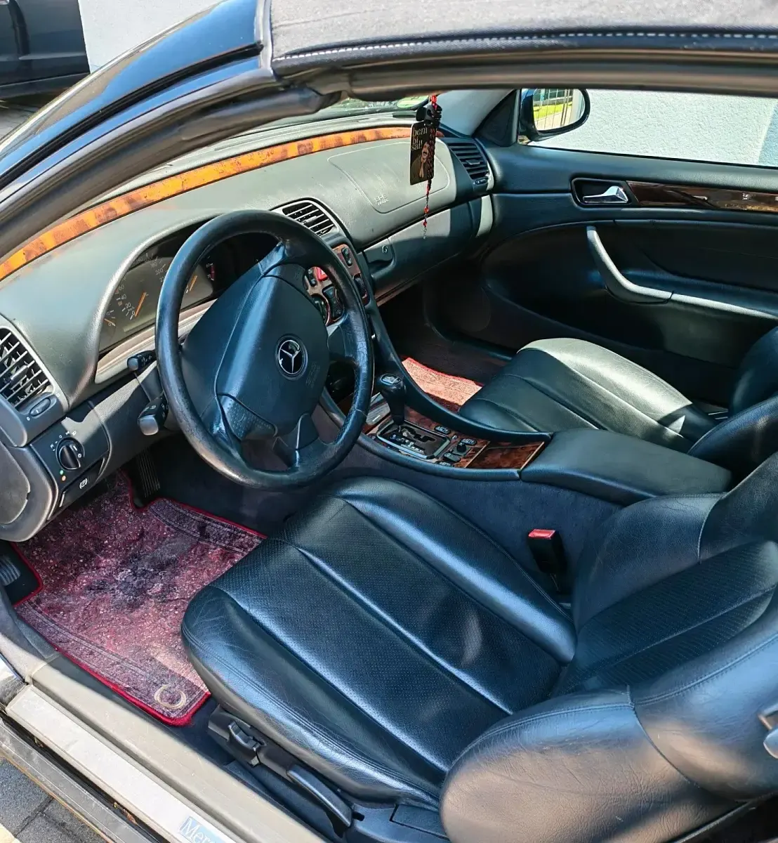Gebraucht Mercedes CLK320 218 PS (160 kW) 1999 Schwarz Cabrio