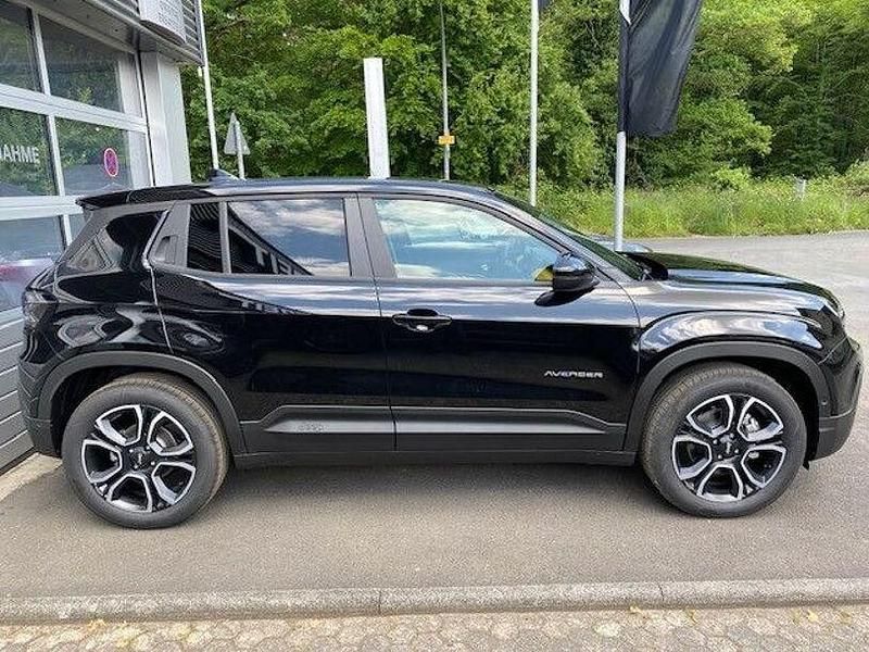 Gebraucht Jeep Avenger EV Summit 114 kW (156 PS) 2023 Volcano black SUV