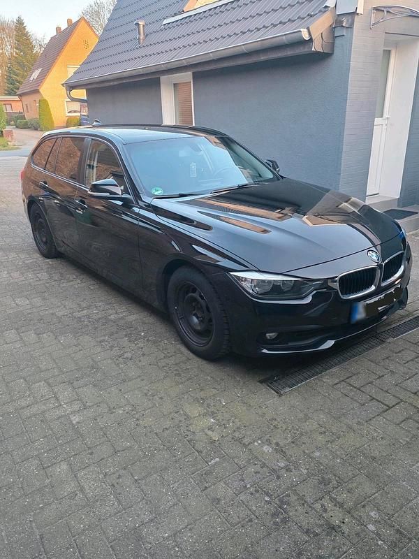 Gebraucht BMW 320 163 PS (119 kW) 2016 Schwarz Kombi