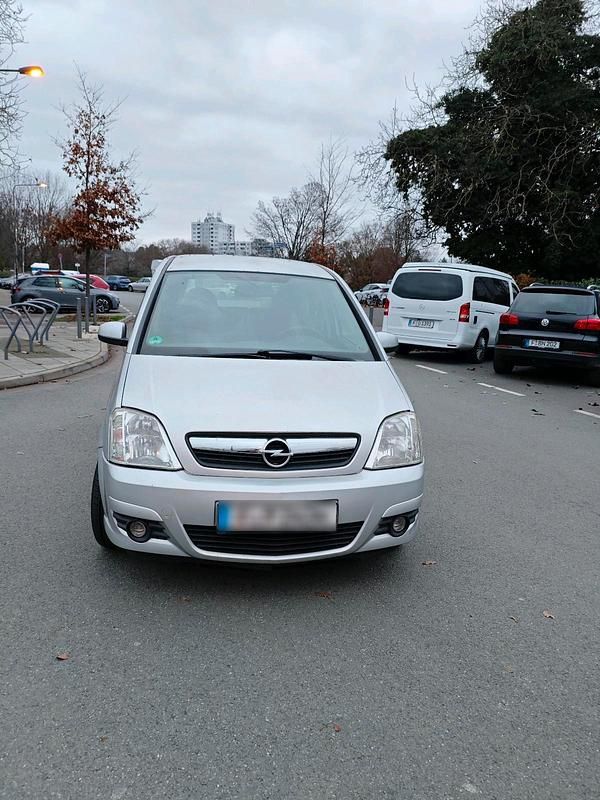 Gebraucht Opel Meriva 89 PS (65 kW) 2006 Silber Van / Kleinbus