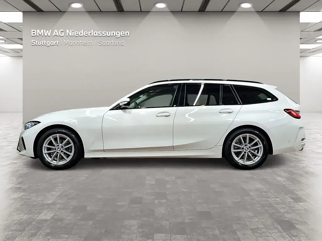 Gebraucht BMW 318 156 PS (114 kW) 2025 Weiß Kombi