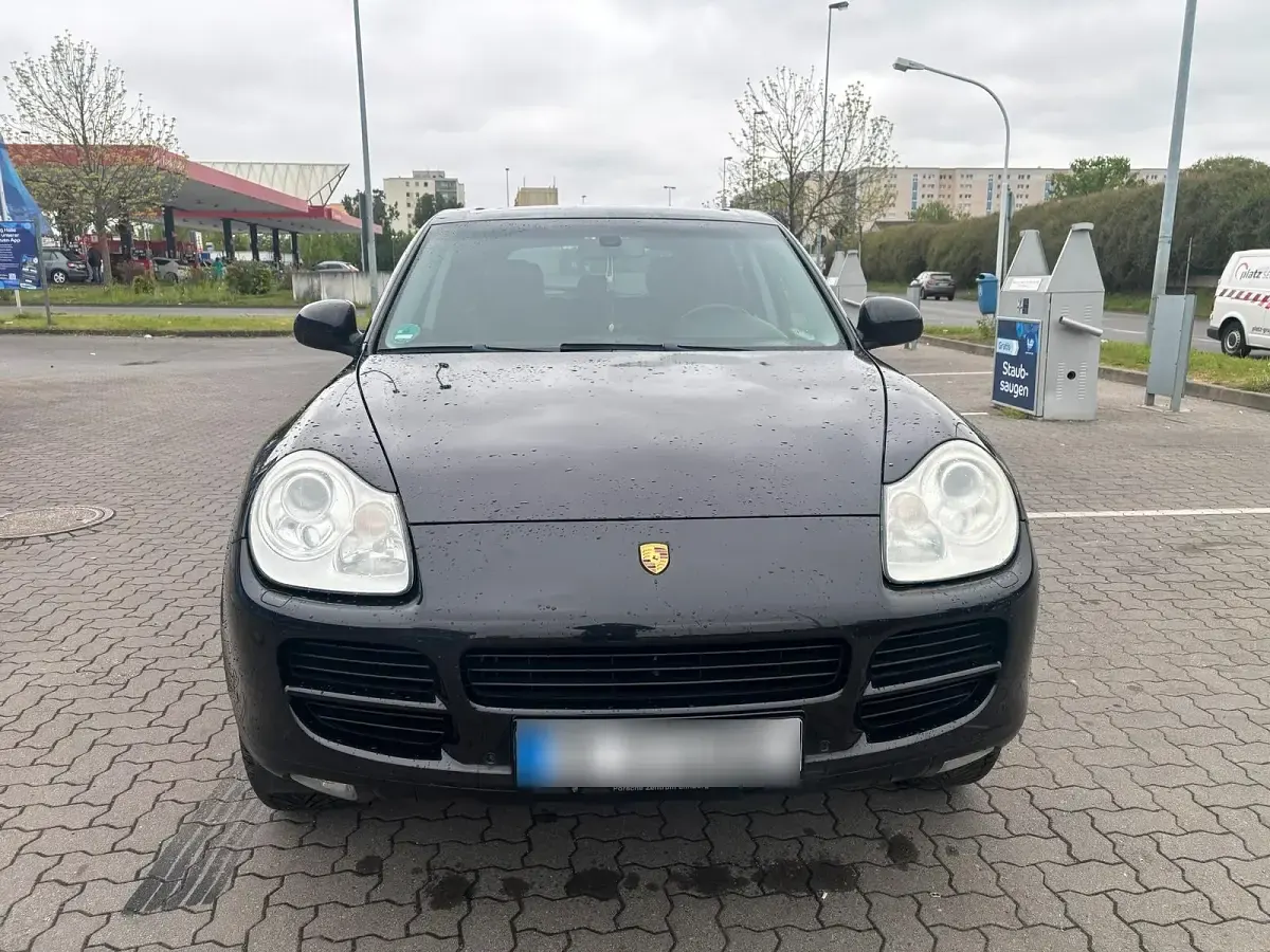 Second-hand Porsche Cayenne 250 CP (183 kW) 2007 Negru SUV