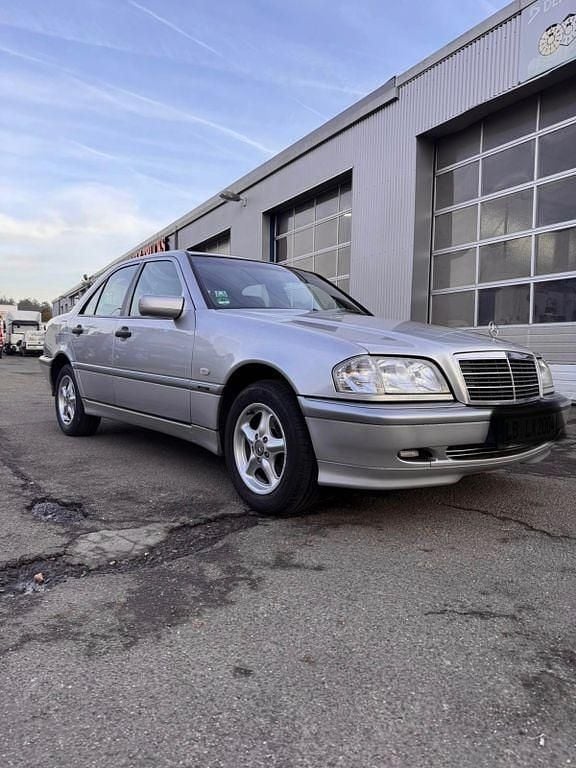 Gebraucht Mercedes C230 193 PS (141 kW) 2000 Silber Limousine