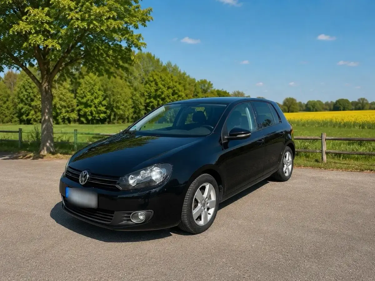 Gebraucht VW Golf VI Style 122 PS (89 kW) 2011 Blau Kleinwagen