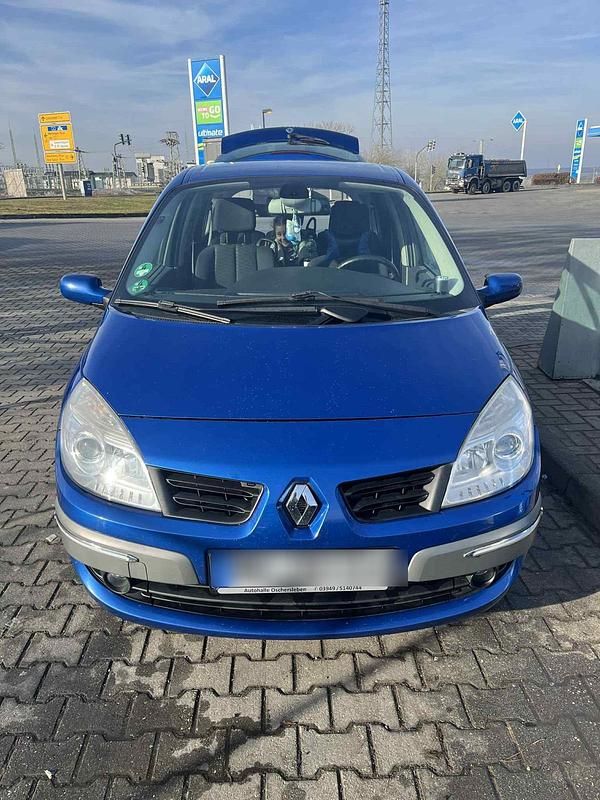 Blau Gebraucht 2006 Renault Clio II Limousine | 950 € (Fairer Preis) - Bild 1/4