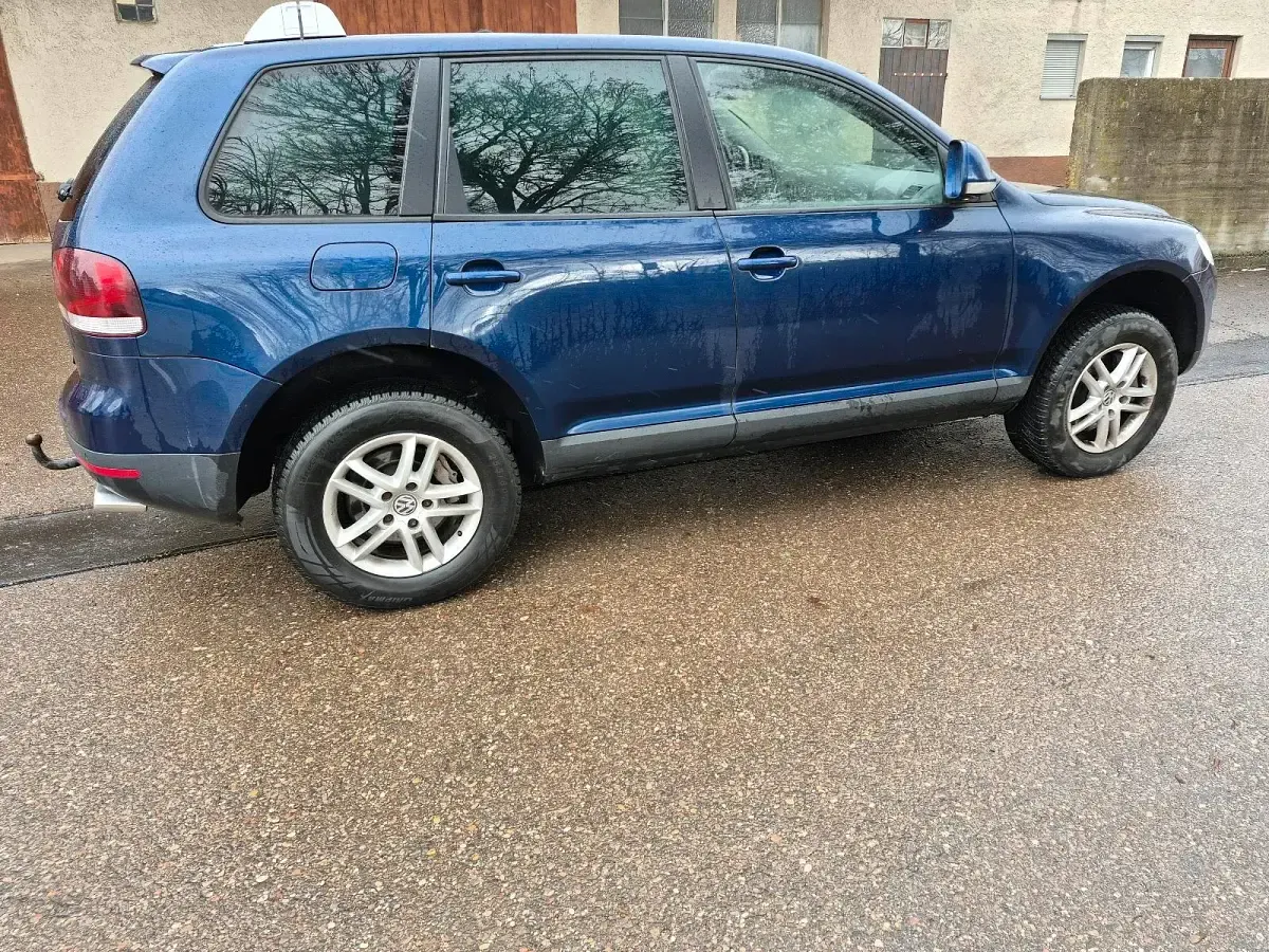 Gebraucht VW Touareg 239 PS (175 kW) 2008 Blau SUV