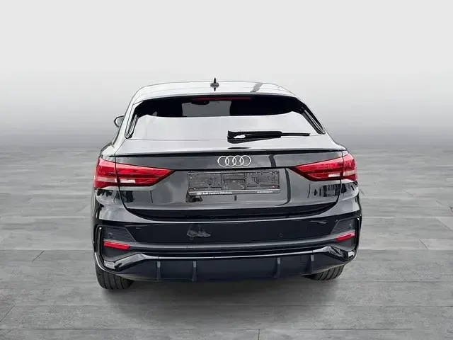 Gebraucht Audi Q3 Sportback S-Line 150 PS (110 kW) 2025 Schwarz SUV