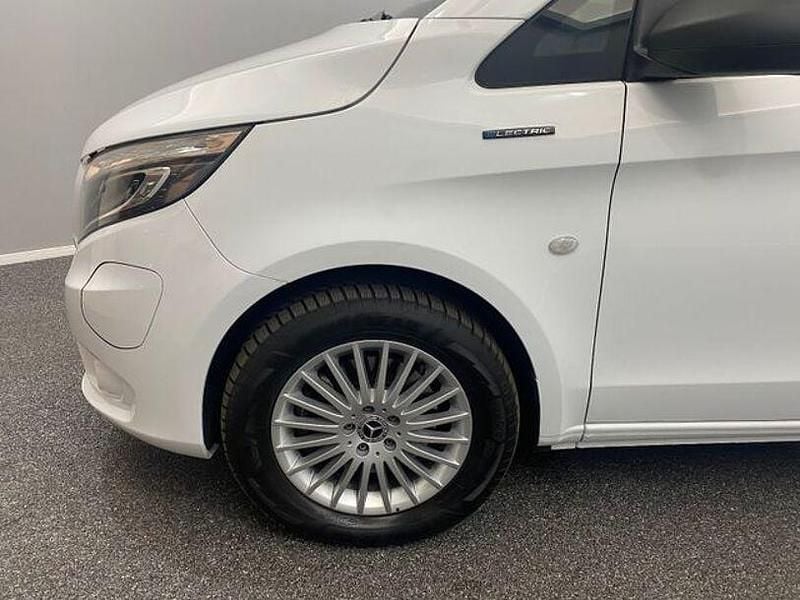 Gebraucht Mercedes e-Vito 150 kW (204 PS) 2020 Arktikweiß Van / Kleinbus