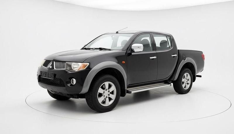 Gebraucht Mitsubishi L200 167 PS (122 kW) 2006 Schwarz Pickup