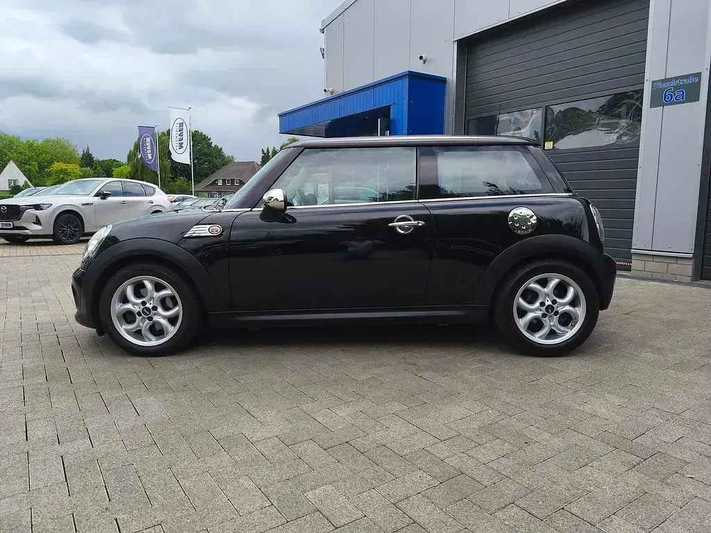 Gebraucht Mini ONE 98 PS (72 kW) 2011 Schwarz Kleinwagen