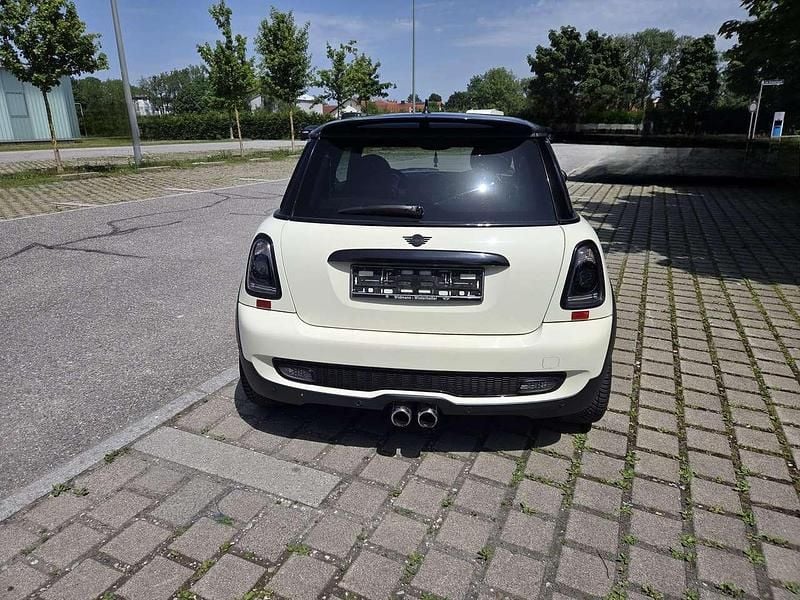 Używany Mini Cooper S 174 KM (127 kW) 2008 Biały Hatchback